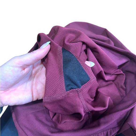 Athleta Burgundy Active Skort Skirt Size 0 Pockets Zip Pockets - Picture 8 of 10